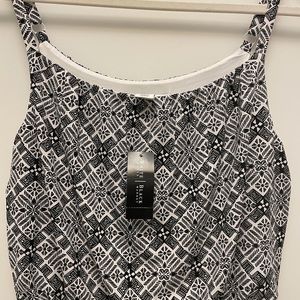 White House Black Market Dress. New & Never worn